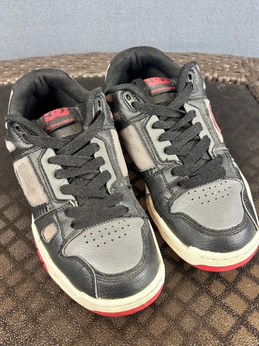 DC Stag Leather Lace Up Skate Sneakers Size 7.5